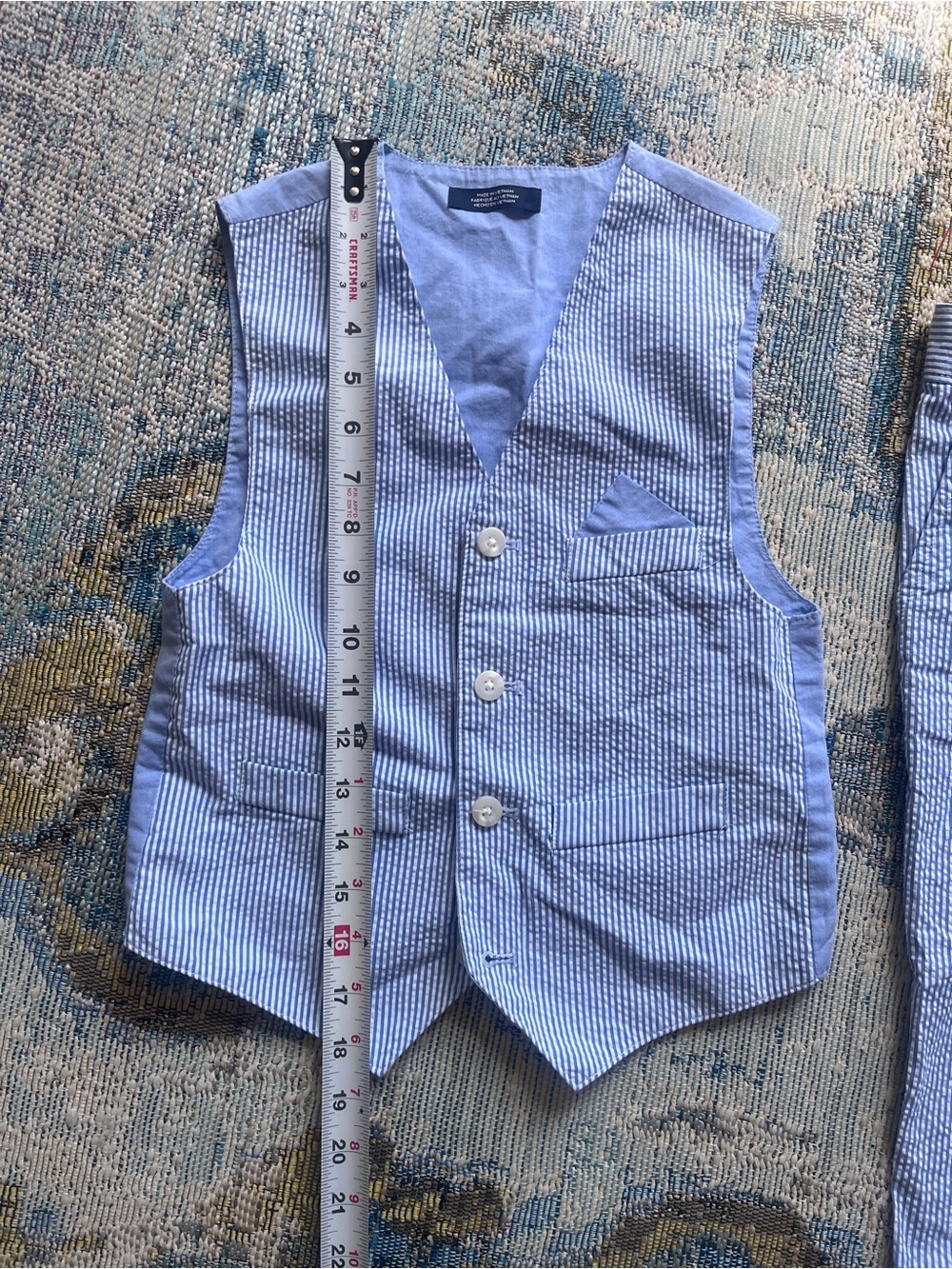 Tommy Hilfiger Children's Seersucker Vest never worn - Light Blue Stripe size 8